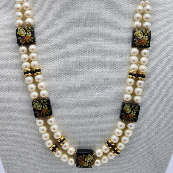 Japan Faux Pearl & Black Floral Painted Lacquered Square Bead 28" Necklace - Picture 3 of 8